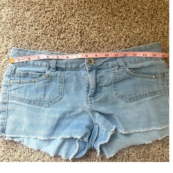 Y2K micro mini shorty shorts, classic L.e.i Ashley LowRise, embroidered, size 7 - Picture 4 of 8